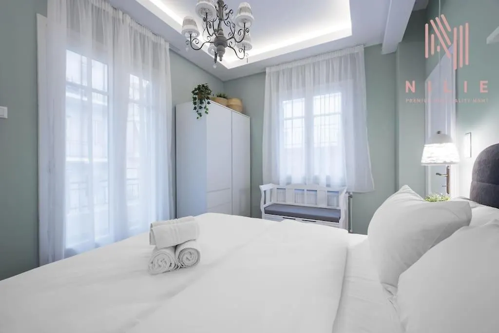 Deka, Nilie Hospitality Mgmt Daire Selanik